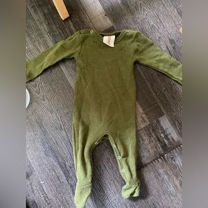 Wool silk footie pajamas 0-3 months